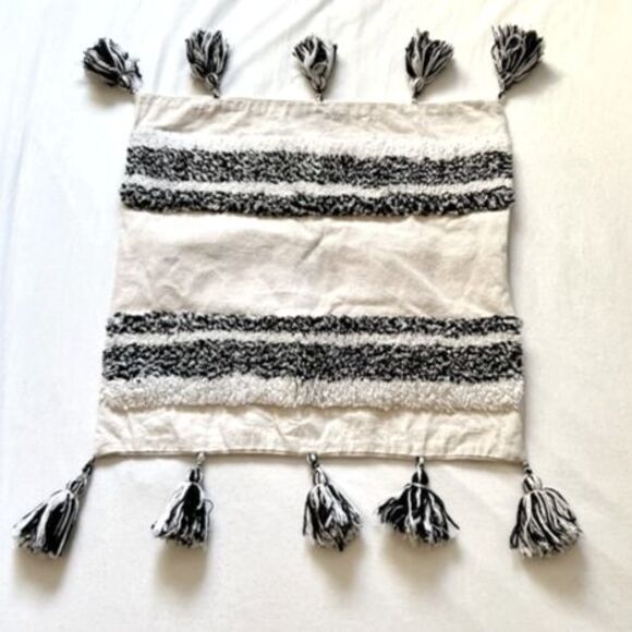 Accent Throw Pillow Tufted Boho Black Cream White with 10 Tassels  18 x 18 in - Picture 10 of 12
